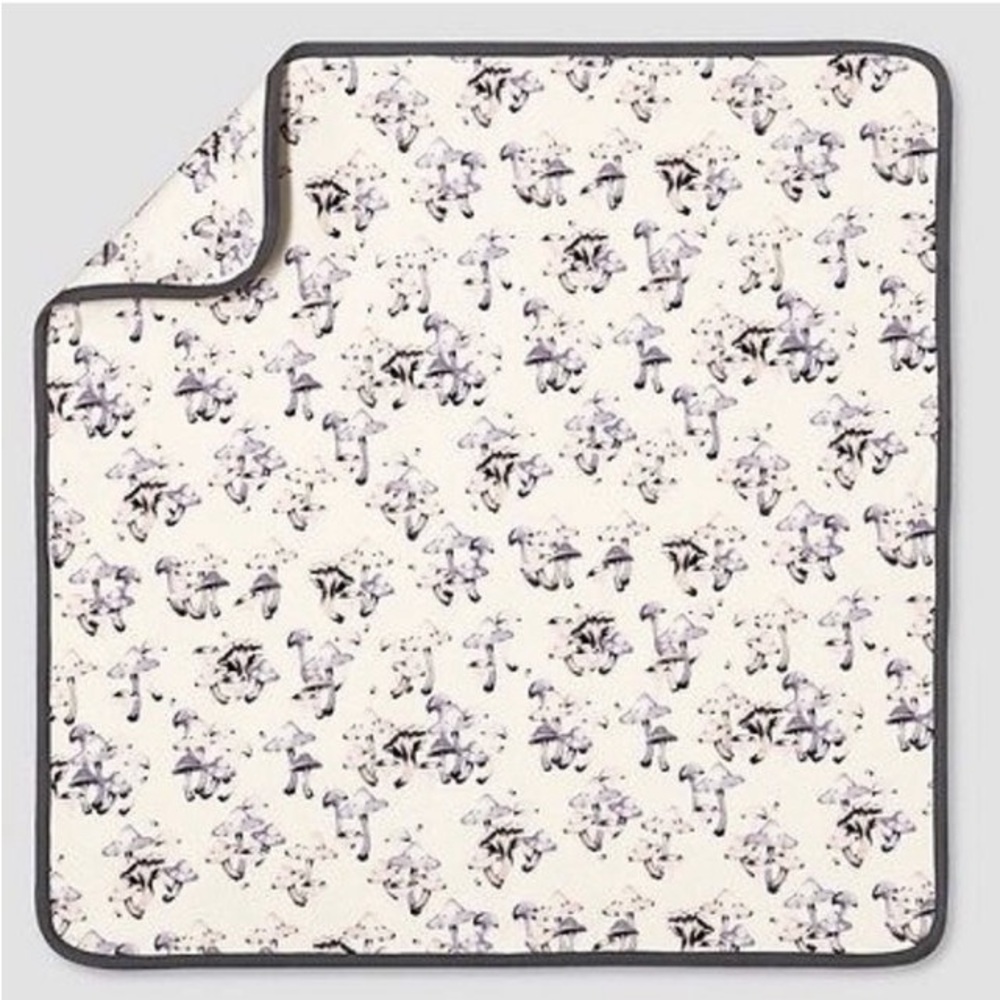 NEW Lavender Lilac Baby Swaddle Blanket Victoria Beckham Mushroom Print
